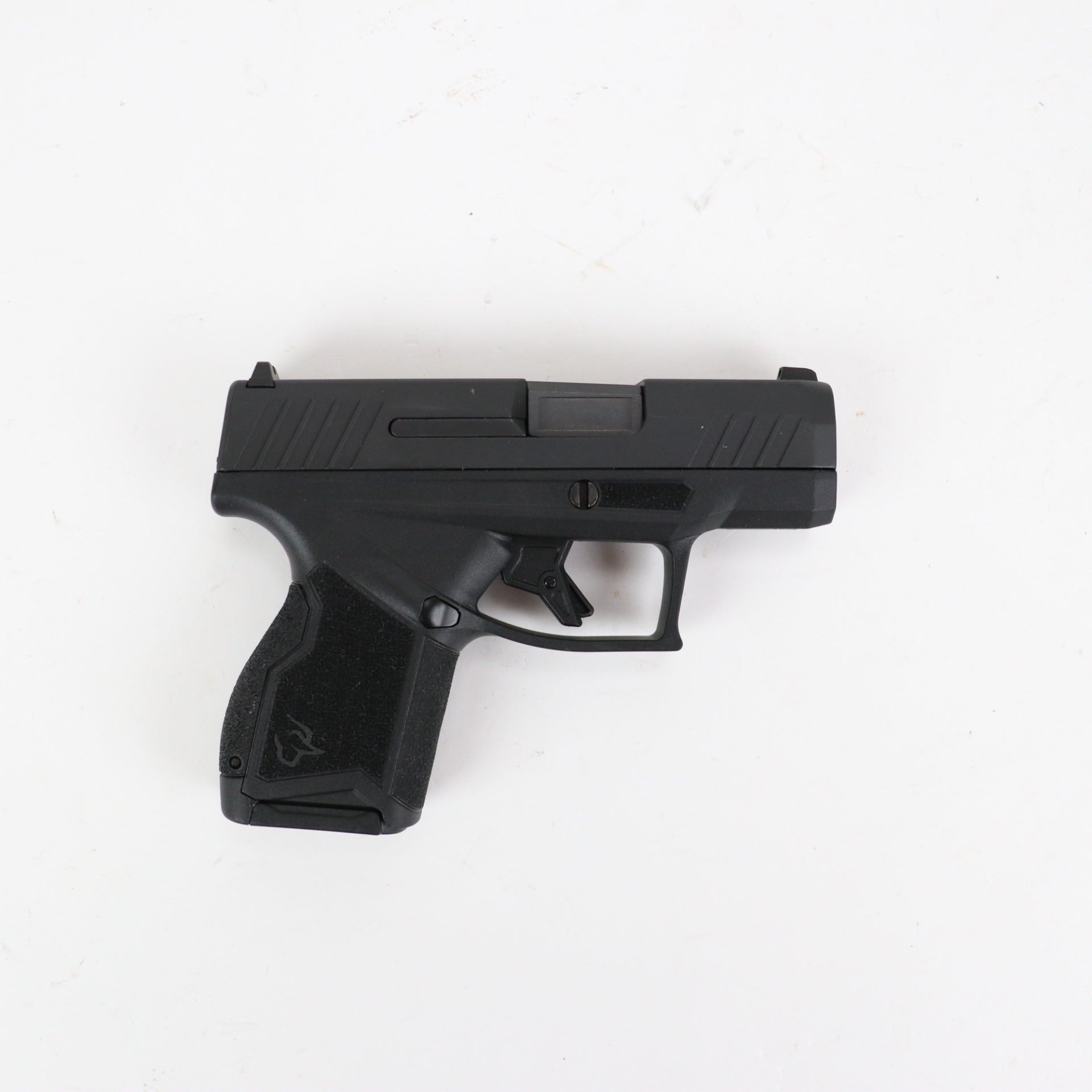 USED - Taurus GX4 9mm Semi Auto Pistol GTO505350